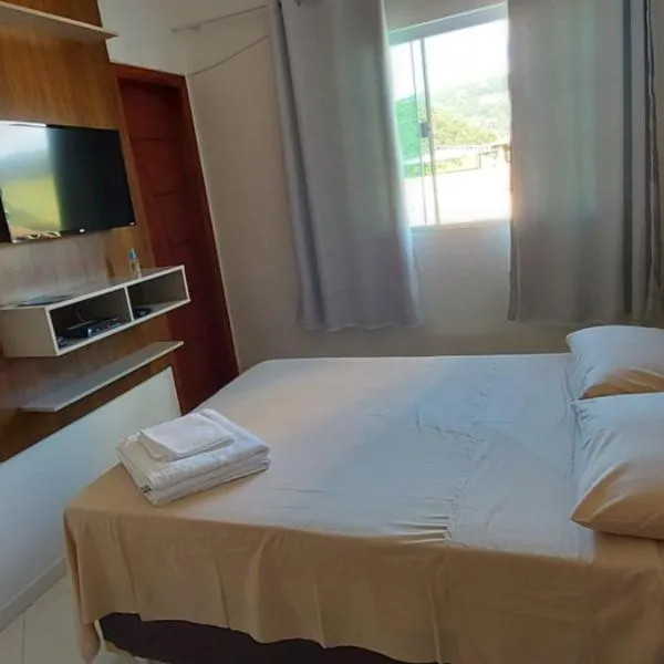 Hostel aiuruoca, hotel in Carvalhos