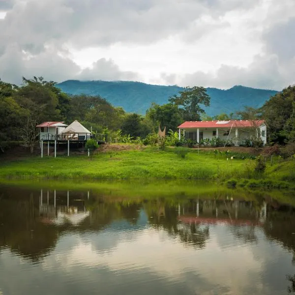 San Juan de los Guayabos, hotel en Guaduas