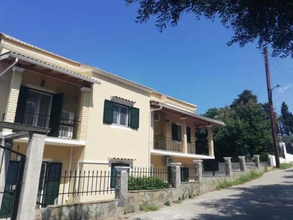 Notoshouse, hôtel à Nótos