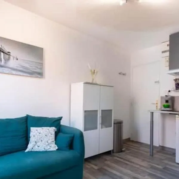 Pied à terre Wimereux à 2 pas de la plage et du centre، فندق في ويميريوكس