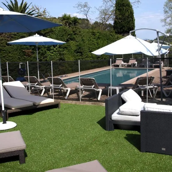 Hotel Cayrons Vence & St Paul de Vence – hotel w mieście Vence