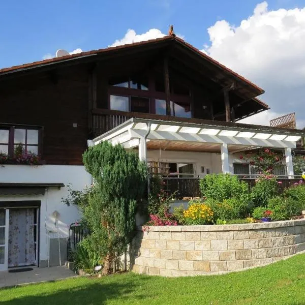 Ferienhaus Isolde, hotel a Bodenmais