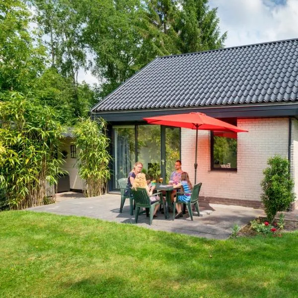 Vakantiepark Bosmeer Friesland, hotel v destinaci Noordwolde