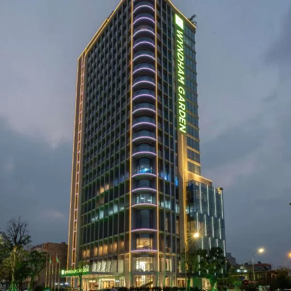 Wyndham Garden Hanoi, khách sạn ở Ðồng Lư