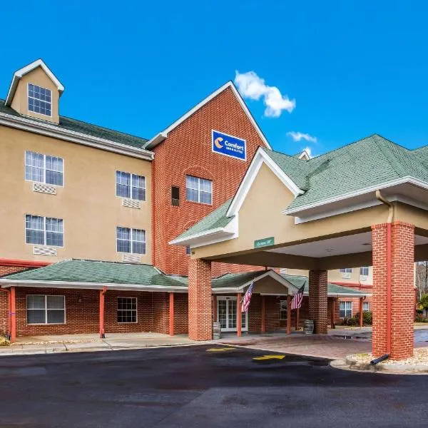Comfort Inn & Suites, viešbutis mieste Ferbernas