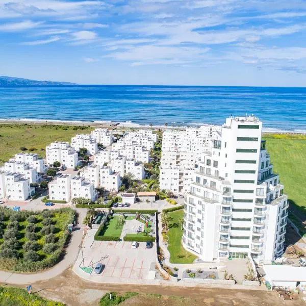 Aphrodite Beachfront Resort Official, ξενοδοχείο στην Καζιβερά