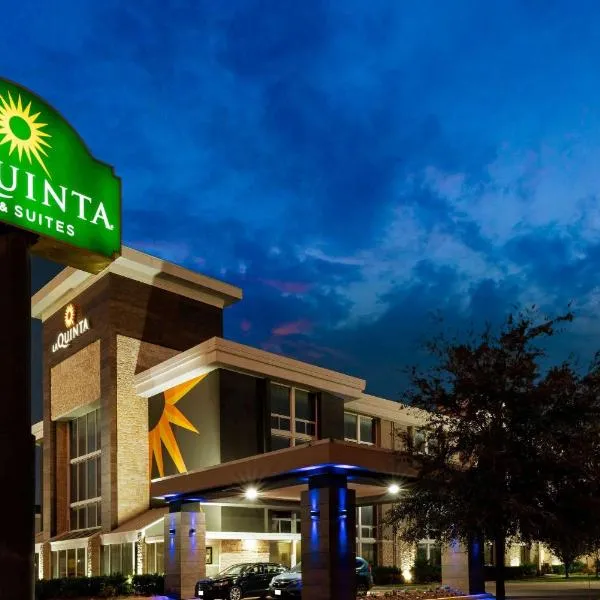 La Quinta by Wyndham Dallas I-35 Walnut Hill Ln, hotel din Carrollton