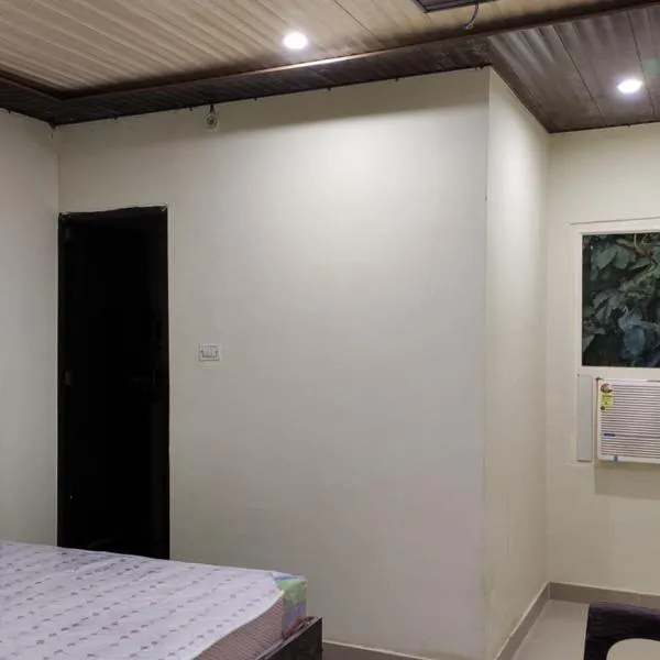 Arvind Conference Halls, hotel a Jhānsi