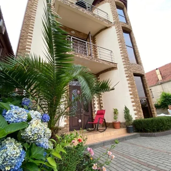 Guest House Kobuleti, khách sạn ở Kobuleti