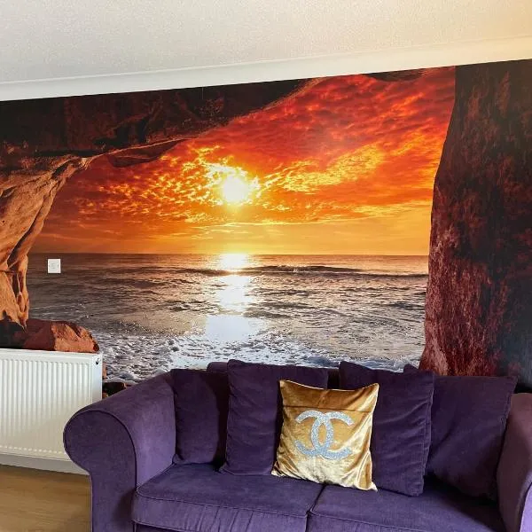 HLA - KING COURT APARTMENT 2, hotel in Motherwell