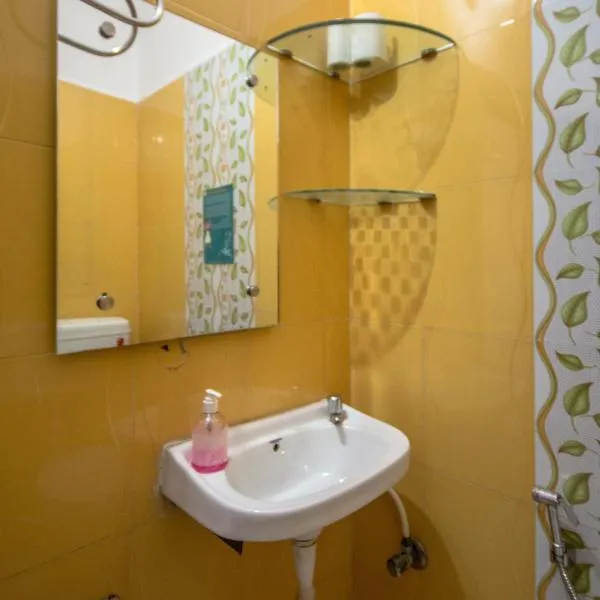 Friends Guest House & Hostel- near TAJ MAHAL photo 2