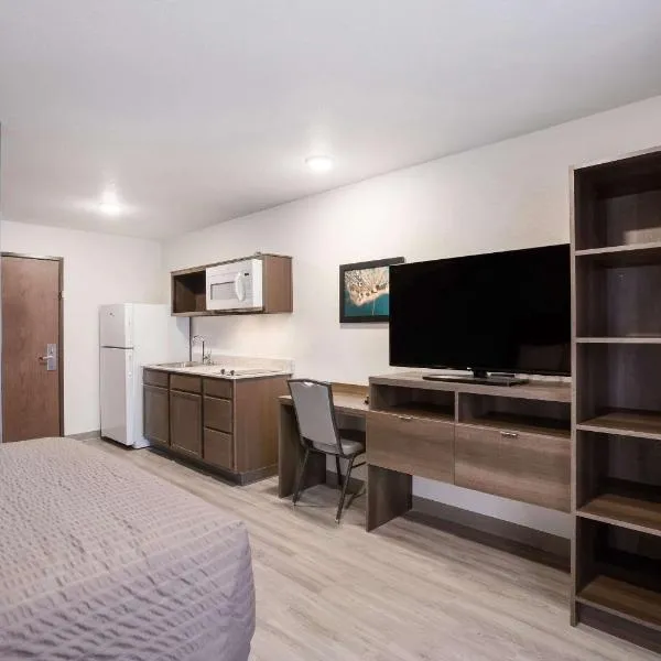 WoodSpring Suites Detroit Madison Heights, hotel in Madison Heights