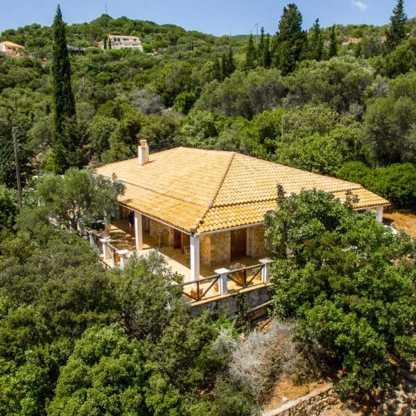 Storeali, hotel v destinácii Skinária