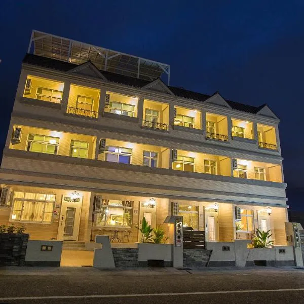 Square B&B, hotel v mestu Taitung City