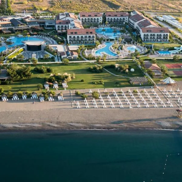 Akra Fethiye Tui Blue Sensatori - Ultra All Inclusive, готель у місті Яніклар