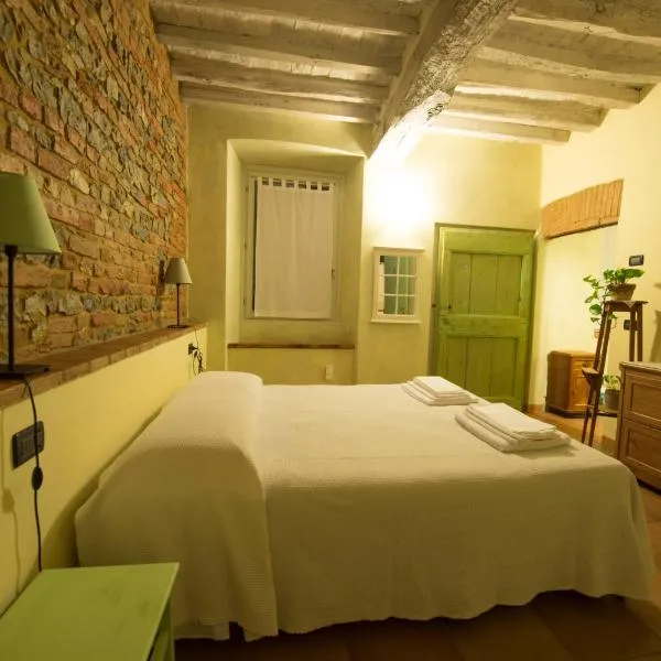 Agriturismo Arte Contadina, hotel v destinaci Fiorenzuola dʼArda