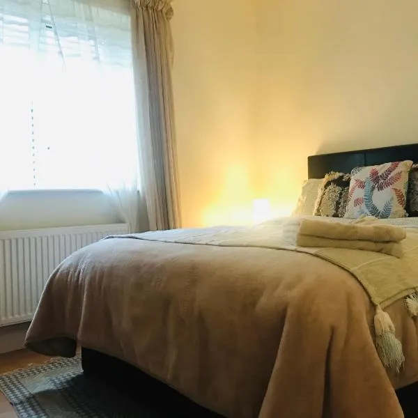 Letterkenny Town Centre Apartment, hotel in Letterkenny