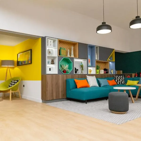 Holiday Inn Newport by IHG, hotel v destinaci Newport