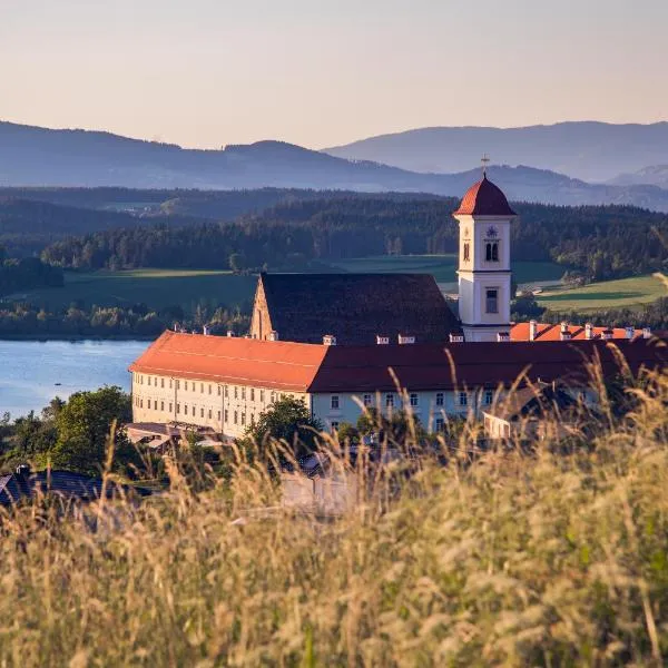 Stift St. Georgen am Längsee, hotel Sankt Georgen am Längseeben