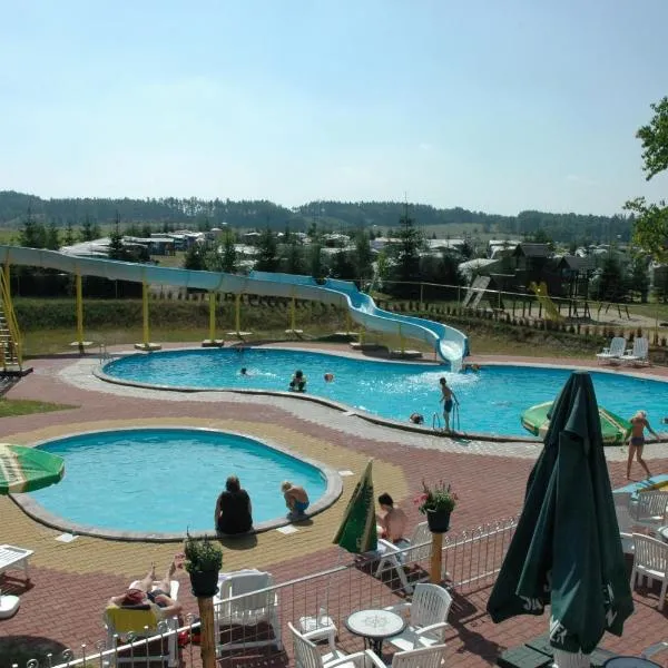 Camping 2000, hotel in Januv Dul