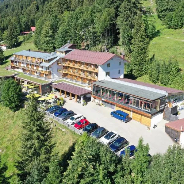 Bio-Berghotel Ifenblick, hotel v destinaci Balderschwang