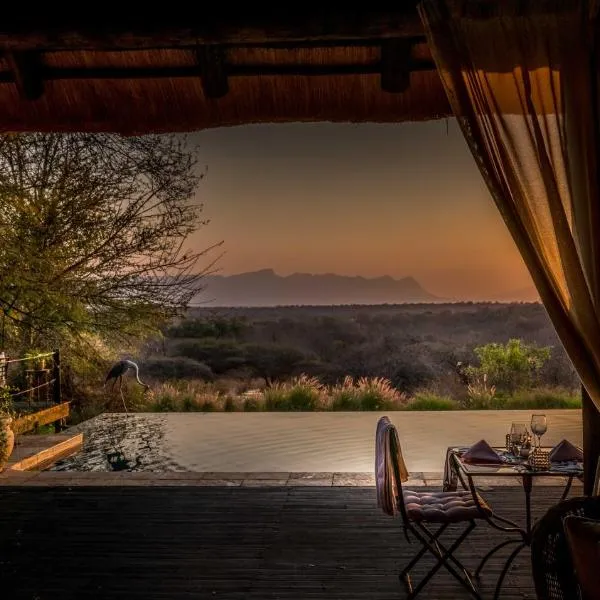 Khaya Ndlovu Safari Manor, hotel in Hoedspruit