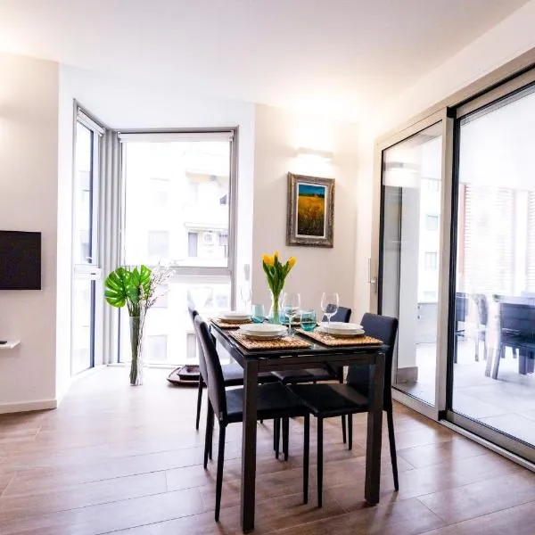 Amazing BRAND NEW 2 room upper scale with condo GYM close to metro, hotel in Milan