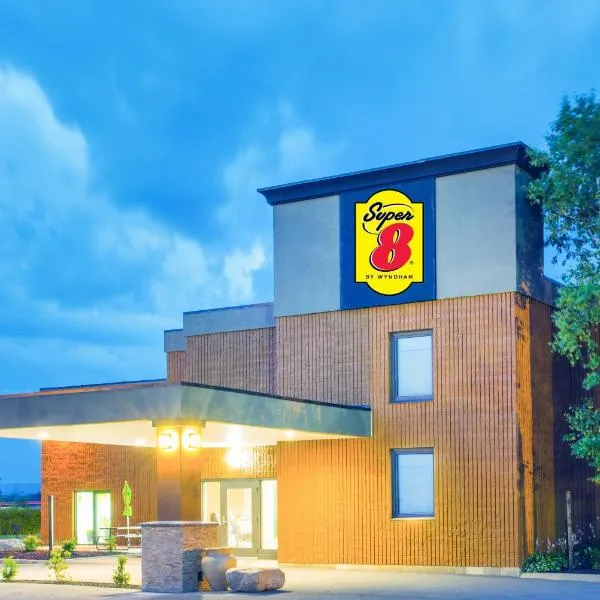 Super 8 by Wyndham Plattsburgh, hotel v destinaci Plattsburgh