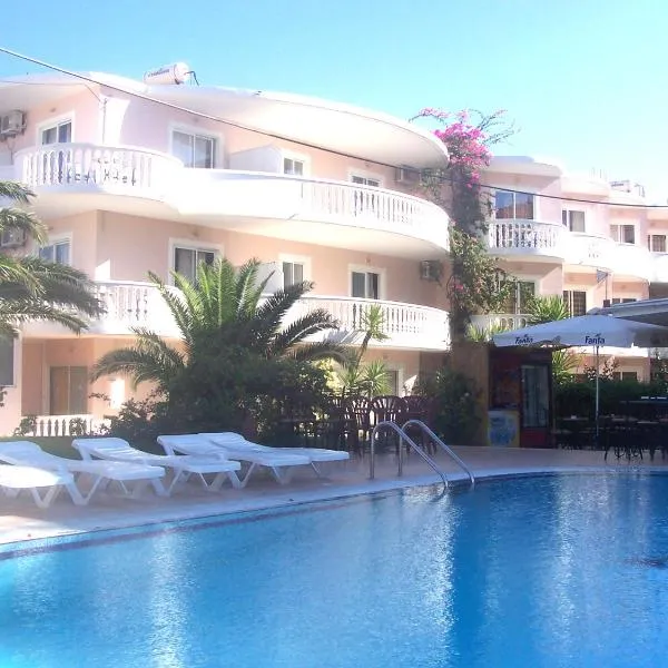 White Palace Pavlos apartment1, hotel v destinaci Faliraki