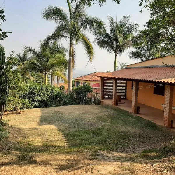 Sitio Carvalho da Serra, hotel en Roças Novas