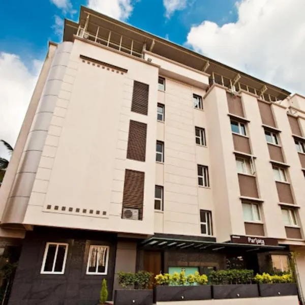 Mallige Residency, ξενοδοχείο σε Hassan