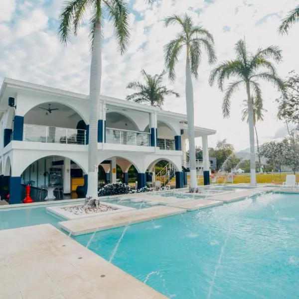 Arena de Santa Fe by Bernalo Hotels, hotel in Santa Fe de Antioquia