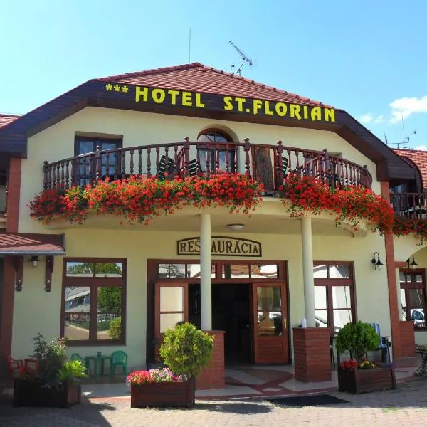 슈투로보에 위치한 호텔 Hotel St.Florian Sturovo