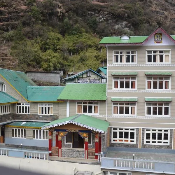 Le Coxy Resort Lachung, hotel di Lachung