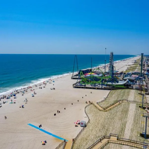 Hammock Inn & Suites North Beach Hotel, hotel di Seaside Heights