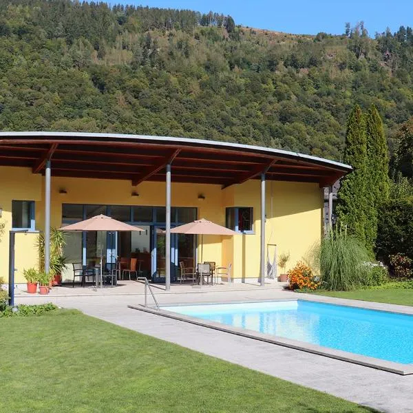 Gasthof-Pension Schütz, hotel v destinaci Wesenufer