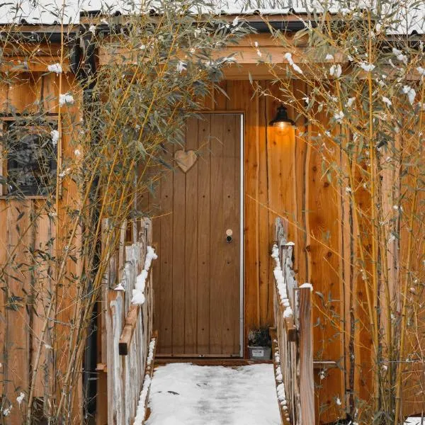 La Cabane Ofuro, hotel v destinaci Celles