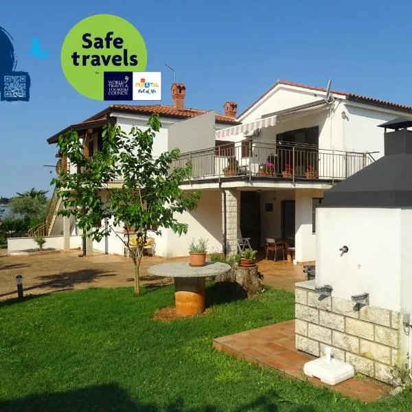 Olga Apartment Near the Beach, hotel in Novigrad Istria