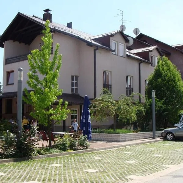 Hotel Delminium, hotel in Zenik