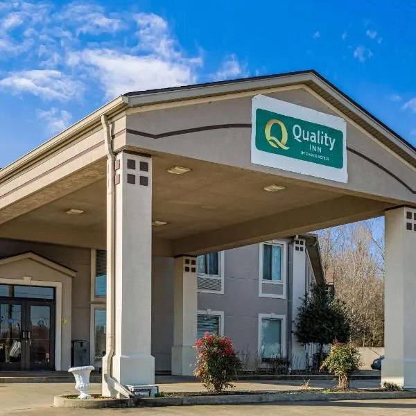 Quality Inn Calvert City - Paducah East, hotel en Gilbertsville