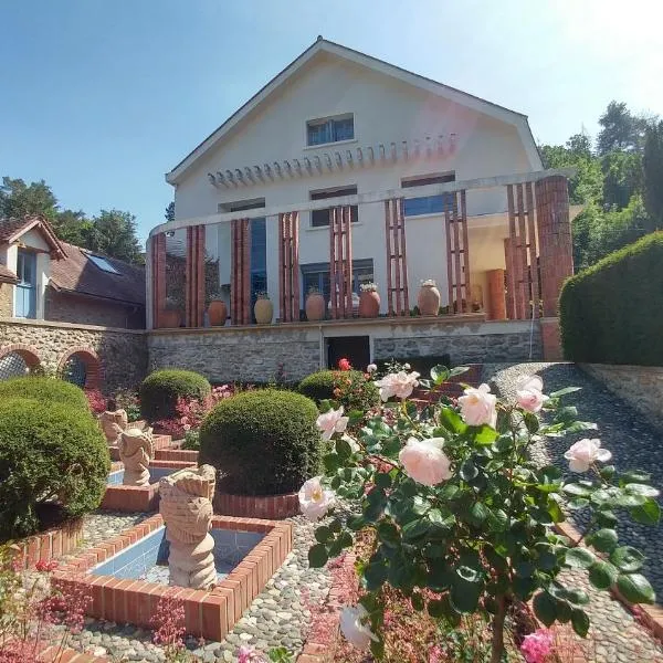 La Closerie, hotel v destinaci Droue-sur-Drouette
