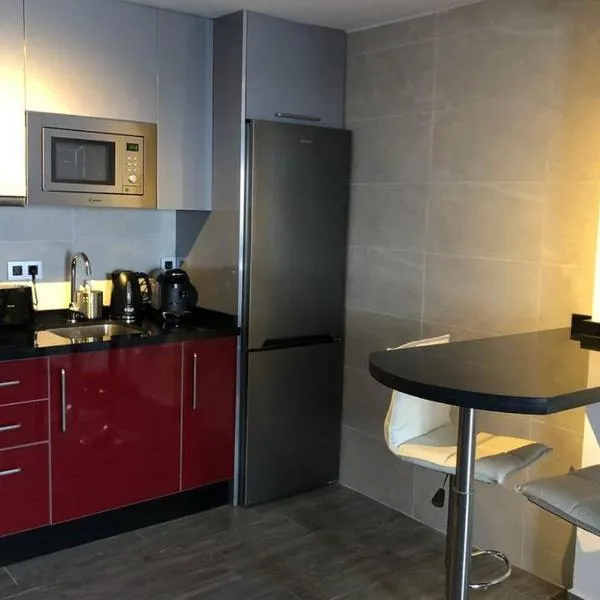 Studio apartment in Ardales, cerca el Caminito Del Rey y embalses, hotel v destinaci Ardales