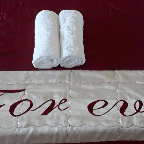 Antibes में, होटल ZenGarden Pool,3bedrooms,lit bébé Beach800m,box&wifi