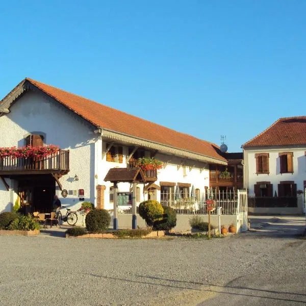 Logis Hôtel Les 3B, hotel v destinaci Nouilhan