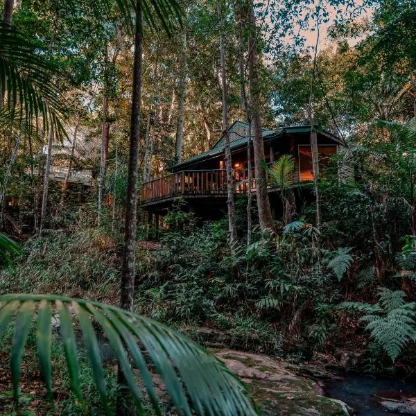 Narrows Escape Rainforest Retreat, hotel din Montville