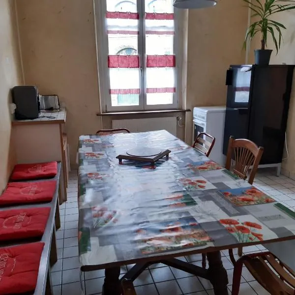 Gite "Etape à Coucy", hotel a Coucy-le-Château-Auffrique