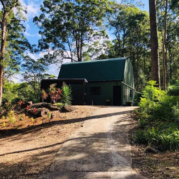 LAKE VIEW CHALET Australia Zoo close by, hotel in Landsborough