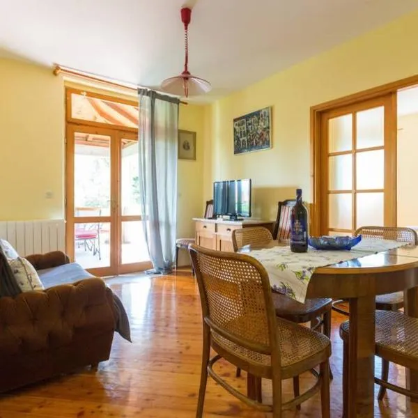 Sleep & Fly Cottage, hotel v destinaci Čilipi