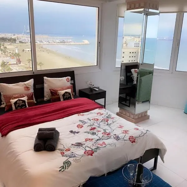 Larnaca Seaview Rooms, hotel v destinaci Larnaka