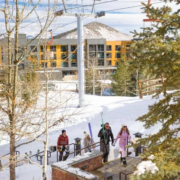 YOTELPAD Park City, hotel in Solitude